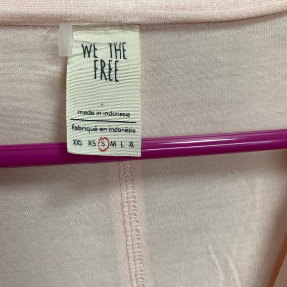 Free People pink v neck collar shirt S longsleeved - Picture 2 of 5